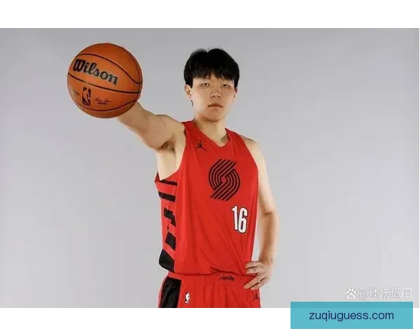 杨瀚森17分11篮板回暖表现力挺 G联赛混音34分逆转猛龙失利